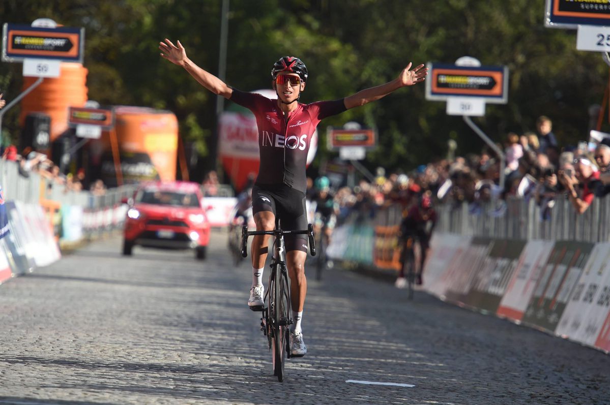 Egan Bernal wint eendagskoers Gran Piemonte en boekt 1e zege sinds zijn tourwinst