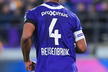 Rensenbrink-shirts Anderlecht worden geveild voor het goede doel