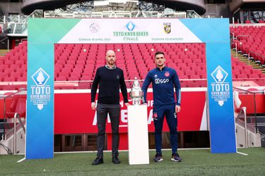 Dit zijn de opstellingen van Ajax en Vitesse voor de bekerfinale