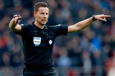 Pol van Boekel leidt topper tussen PSV en koploper Vitesse
