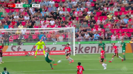 🎥 | Jens Toornstra zet Feyenoord met schitterende volley op voorsprong tegen PSV