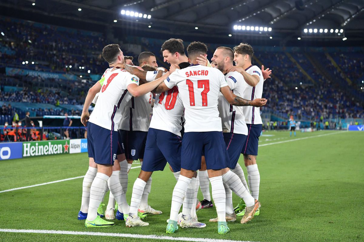 They're coming home! Engeland naar halve finale op Wembley na sloopsessie tegen Oekraïne