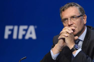 Valcke, rechterhand van valsspeler Blatter, blijft geschorst