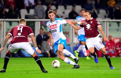 Napoli speel bloedeloos gelijk bij Torino en mist aansluiting met de top (video)