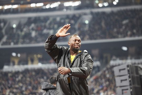 Usain Bolt opent olympisch stadion in Tokio