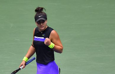 Canadese tiener Bianca Andreescu verslaat Serena Williams in finale US Open (video's)