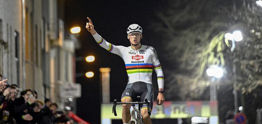 Superieure Mathieu van der Poel blijft onklopbaar bij avondritje in Diegem