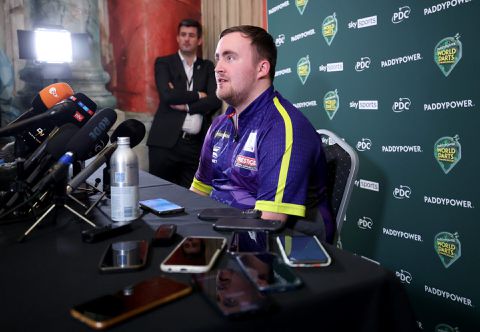 Luke Littler kreeg steunbetuigingen van Manchester United-prominenten