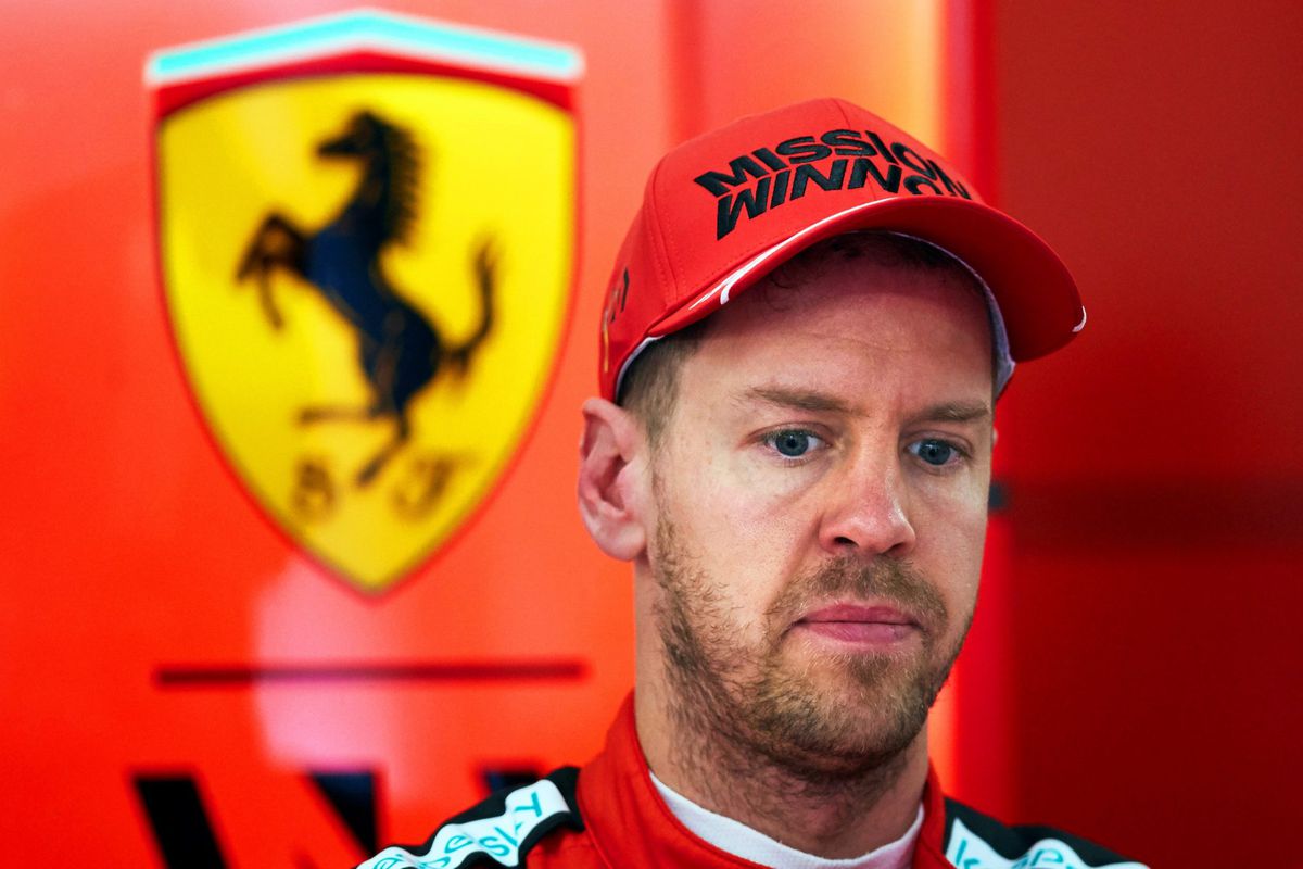 Sebastian Vettel wil weten waar Ferrari staat na tests: 'Niemand speelt open kaart'