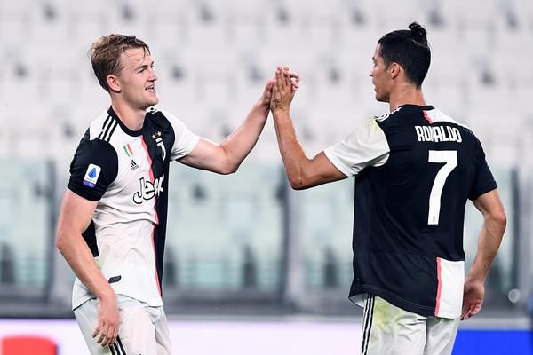 Matthijs de Ligt boekt met Juventus belangrijke zege op Genoa