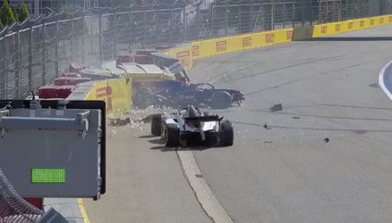 WOW! Opnieuw enorme klapper in Formule 2, beide rijders zijn ongedeerd (video)