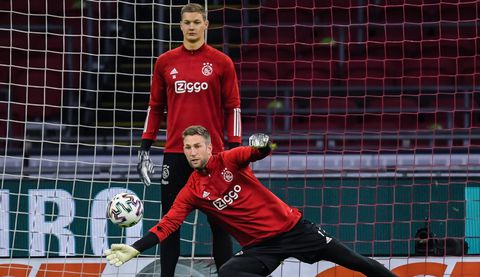 Erik ten Hag kiest voor Maarten Stekelenburg onder de lat tegen PSV