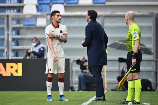 Chaos bij AS Roma paar dagen voor duel met Ajax: 'Spelers zijn trainer spuugzat en trainen apart'