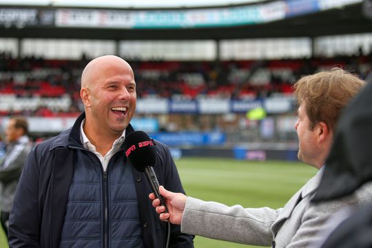 Arne Slot stuit zondag op oude bekenden: 'Ben er niet zo leuk weggegaan'