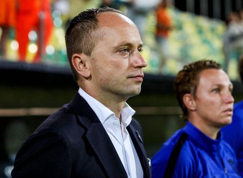 Parsons geeft Miedema rust tegen Belarus en wijst 3 opties voor de spitspositie aan