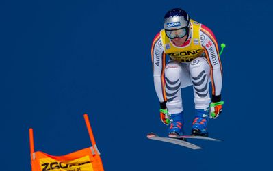 Skiër Dressen zegeviert bij rentree, precies 1 jaar na zware crash