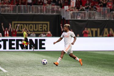 Skip Pogba, MLS-topscorer neemt raarste penalty ooit (video)