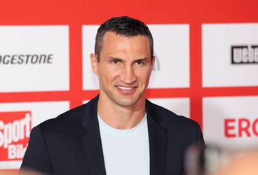 🎥 | Hoera! Boksbeest Wladimir Klitschko is 44 jaar