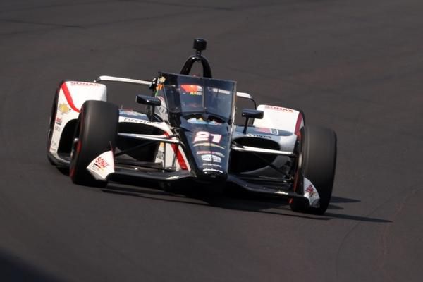 Rinus ‘Veekay’ hard voor zichzelf na Indy 500: ‘Voel me verschrikkelijk’