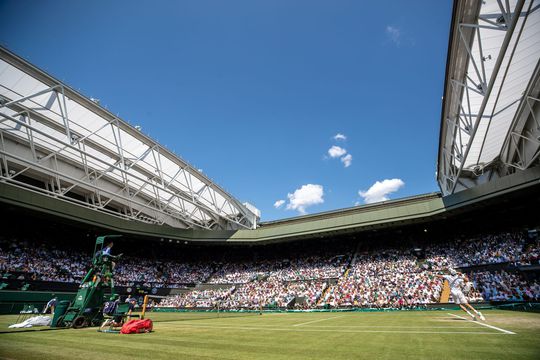 Wimbledon mag helemaal vol, Wembley niet voor halve finales en finale