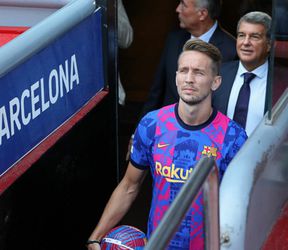 Luuk de Jong ziet kans op basisplek toenemen voor Barça tegen Bayern: Braithwaite onder het mes