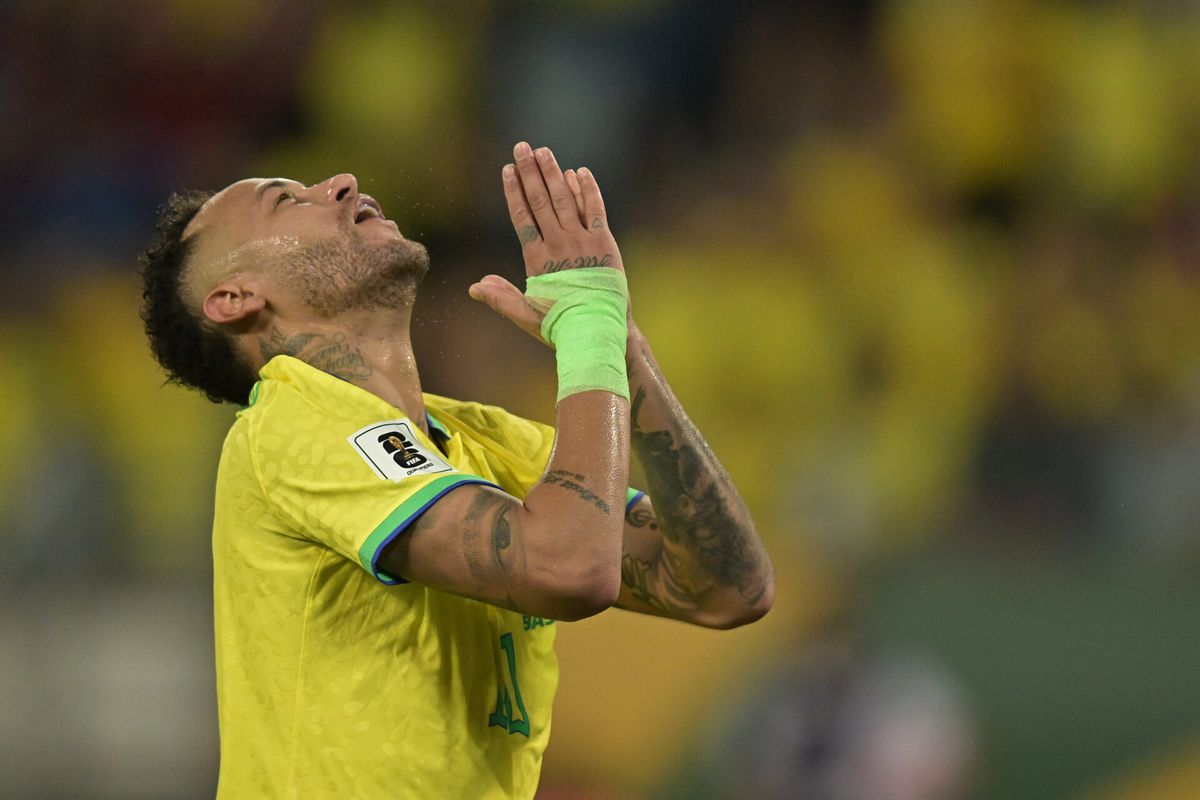 'Inbraak in huis van Neymar, daders zochten zijn vriendin en dochter'