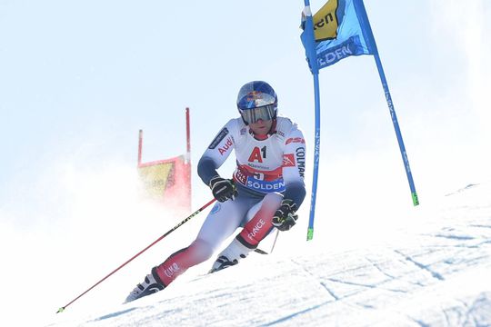 Skiër Pinturault wint 1e wereldbekerwedstrijd van het seizoen
