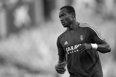 RIP! Ghanese voetballer (28) overlijdt na hartaanval tijdens wedstrijd in Albanië
