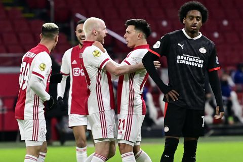 Ajax naar halve finale beker, PSV-fans teleurgesteld: 'Rosario, Dumfries en Sangaré flikkeren gigantisch door de ondergrens'