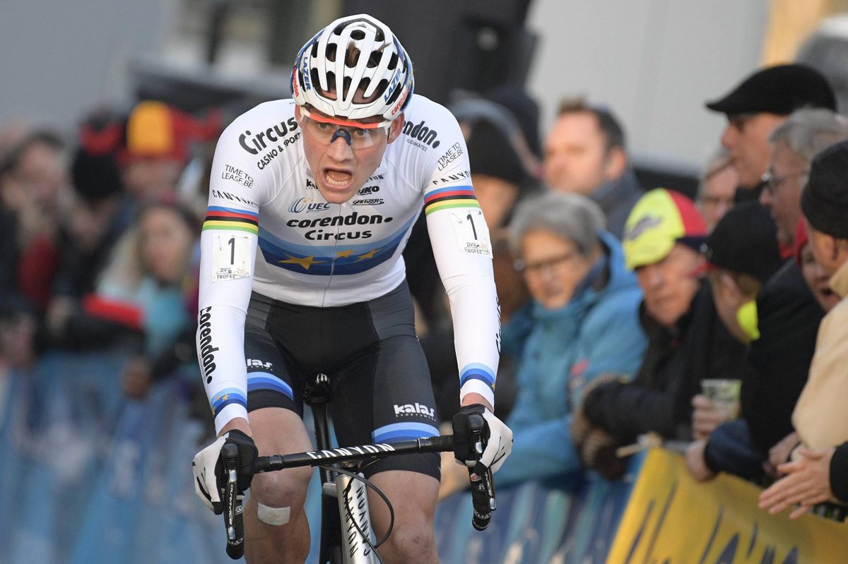 Hoe kan het ook anders: Van der Poel wint voor 3e jaar op rij Flandriencross