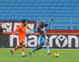 Turkse topper Trabzonspor-Basaksehir eindigt onbeslist