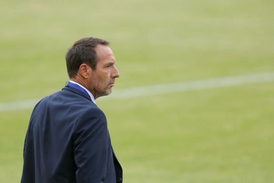 Bondscoach John van 't Schip kritisch op Griekse topclubs: 'Duidelijk een identiteitsprobleem'