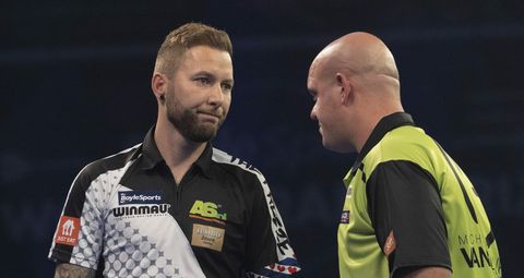 📸 | Volle bos voor Danny Noppert: dit is de nieuwe coupe van de Van Gerwen-beul