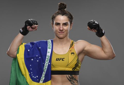 Vechtster Norma Dumont wil UFC-maandsalaris: 'Ik heb nog geen 50 dollar op de bank!'