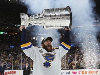 Check hier hoe St. Louis Blues voor het eerst in de historie de Stanley Cup won (video)