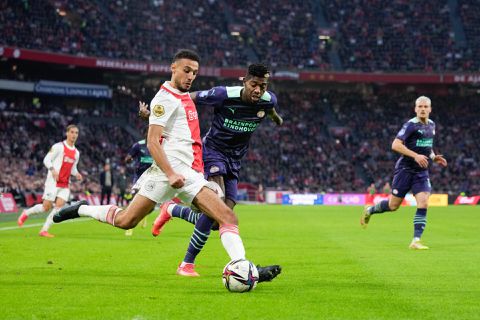 Gaat Noussair Mazraoui nog bijtekenen bij Ajax?