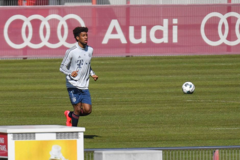 Kingsley Coman krijgt boete van Bayern omdat hij met verkeerde auto naar training kwam