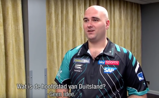 LOL! Cross heeft géén idee waar Duitsland en Frankrijk liggen (video)