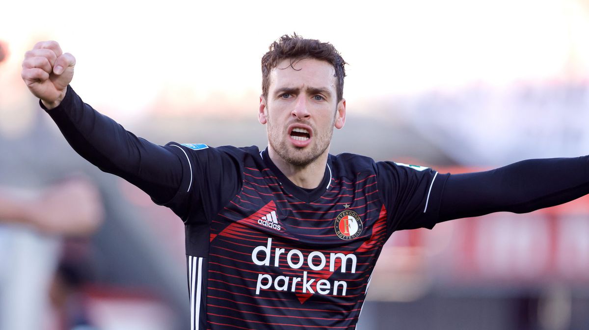 Feyenoord zegt contracten van een hoop spelers formeel op