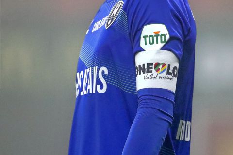 Nederlandse clubs willen helpen met lhbti+-acceptatie: OneLove-aanvoerdersbanden en meer