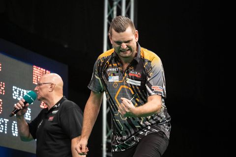 Alleen MvG maakt nog kans op kwartfinale UK Open: Kleermaker ligt eruit