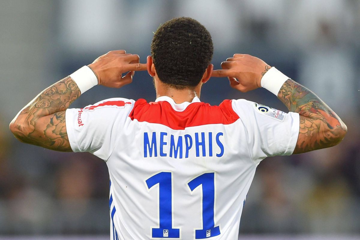 Olympique Lyon wint van Bordeaux dankzij scorende Memphis Depay