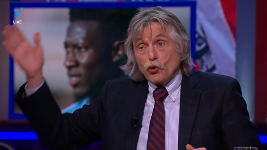 🎥 | Johan Derksen hard over Andre Onana: 'Hij heeft al deze ellende zelf veroorzaakt'