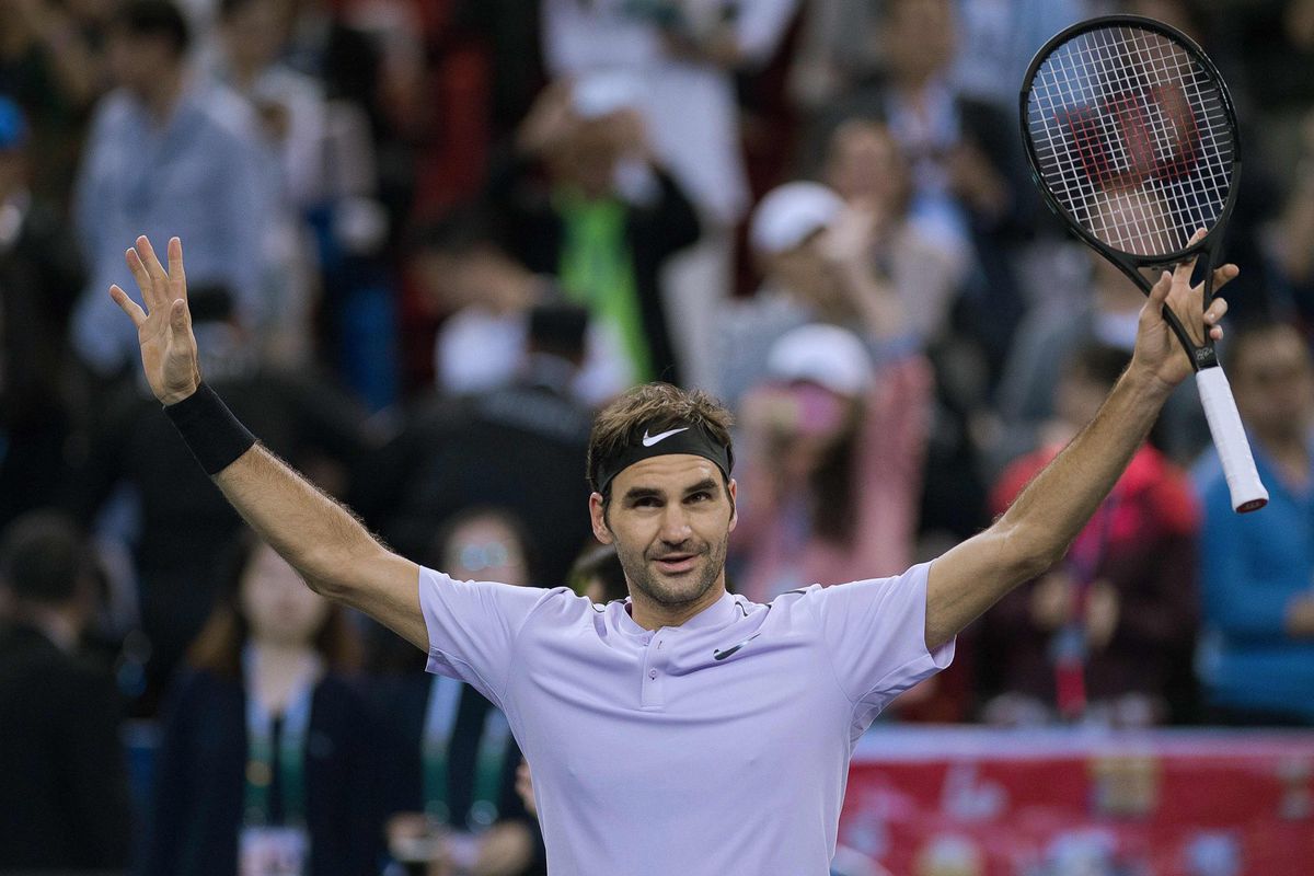 Federer verslaat Nadal verrassend eenvoudig in finale Shanghai