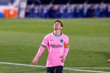 🎥| Barça profiteert niet van misstap Real en lijdt 1e competitienederlaag onder Koeman