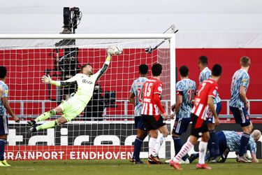 🎥 | Mannen bij Veronica Inside lachen Ajax-speler Davy Klaassen uit: 'Je ligt voor lul'