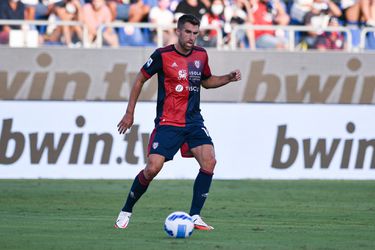 Kevin Strootman debuteert bij Cagliari met gelijkspel tegen Spezia van Jeroen Zoet