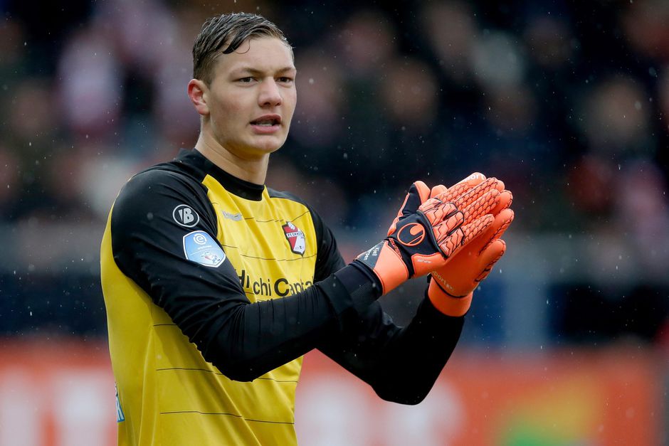 'Ajax en Kjell Scherpen hebben informele overeenkomst, ook Pierie hoog op het lijstje'
