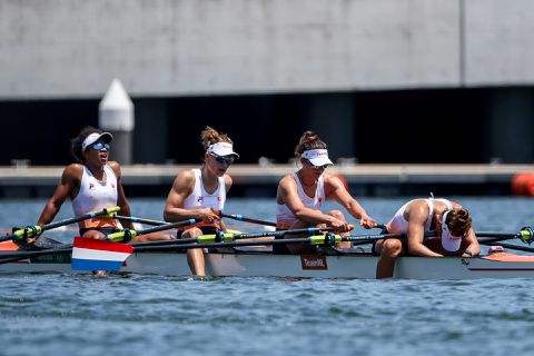 Ook een domper in het roeien: vrouwen dubbelvier teleurstellend laatste