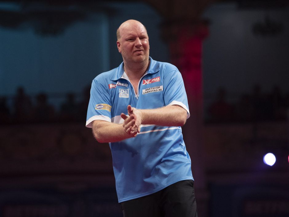 Van der Voort verliest vrij kansloos in eerste ronde van World Grand Prix